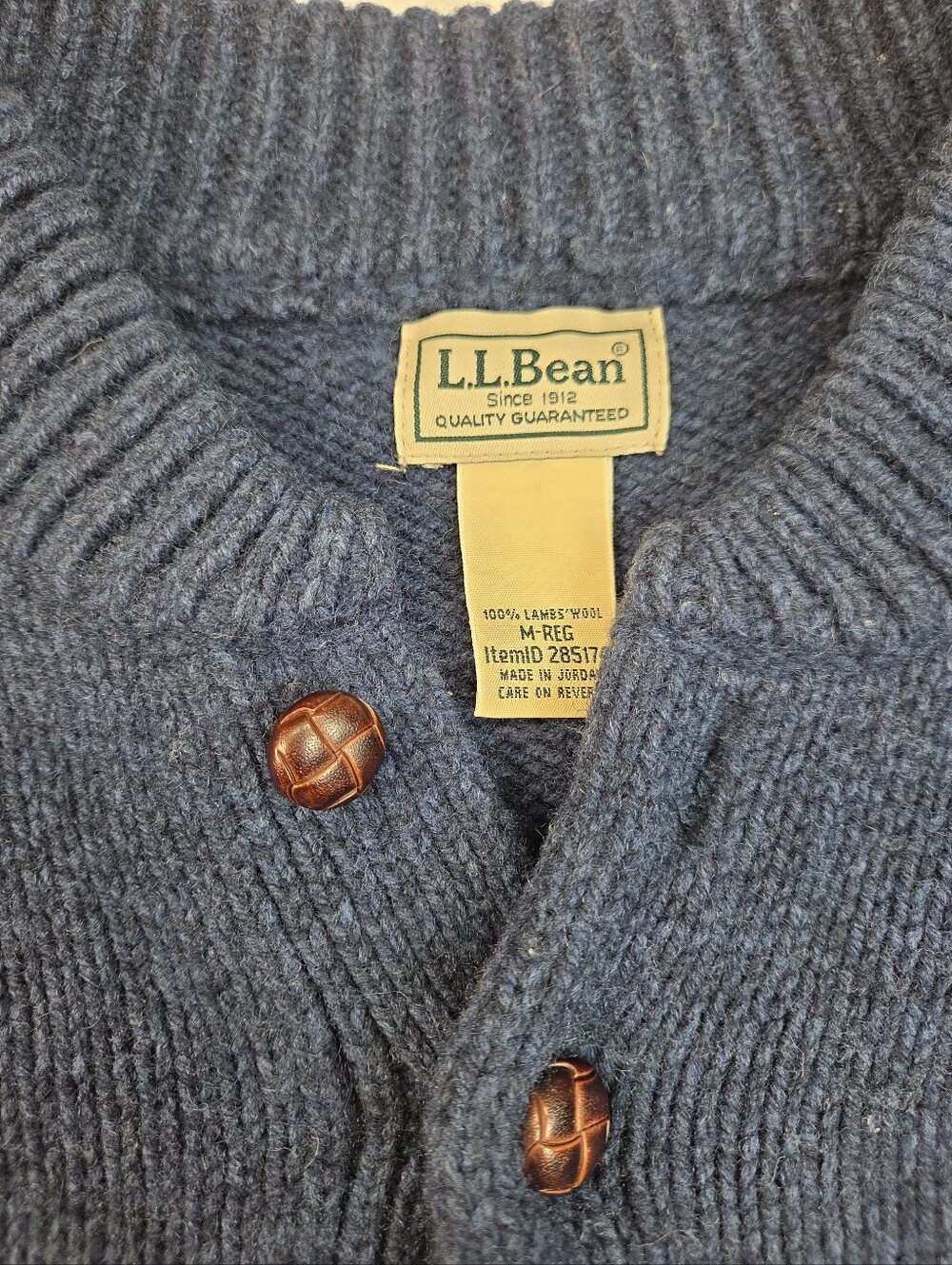 L.L. Bean VTG Classic Rag Wool Henley Navy Button Neck Sweater Men's M-Reg - Picture 6 of 10